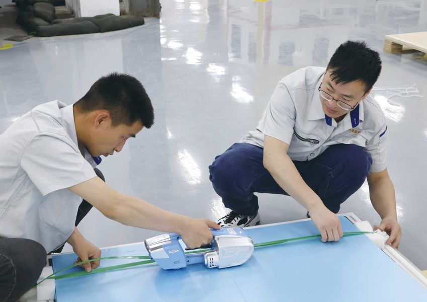 Jiangsu X-solar Green Building Technology Co., Ltd. productielijn van de fabrikant
