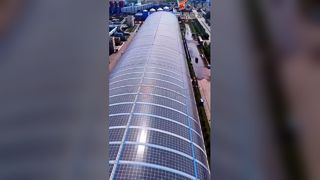 Zonnepanelen kunnen nu op gebogen daken worden geïnstalleerd